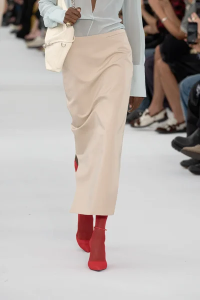 Look 29